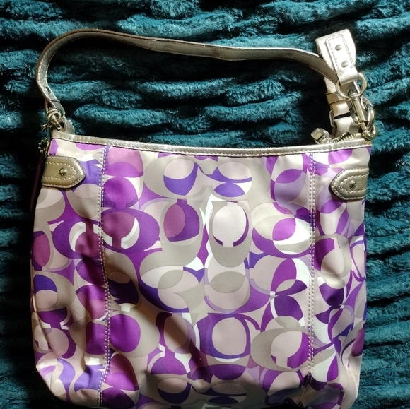 Coach Daisy Kaleidoscope Print Convertible Hobo Bag - Picture 2 of 8